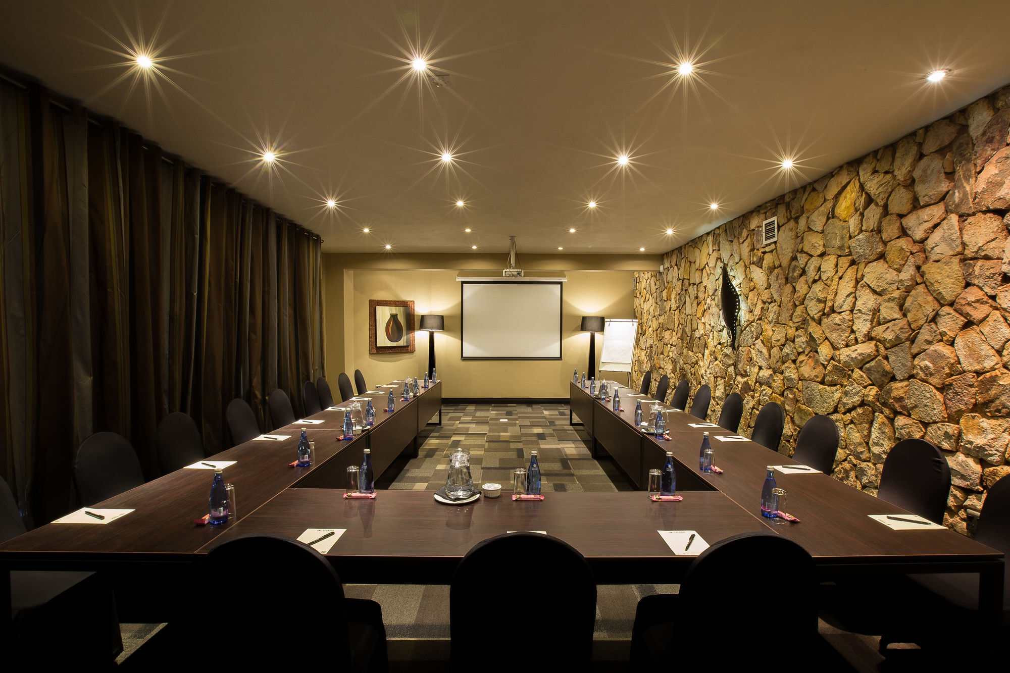 Thaba Eco Hotel Γιοχάνεσμπουργκ Εξωτερικό φωτογραφία